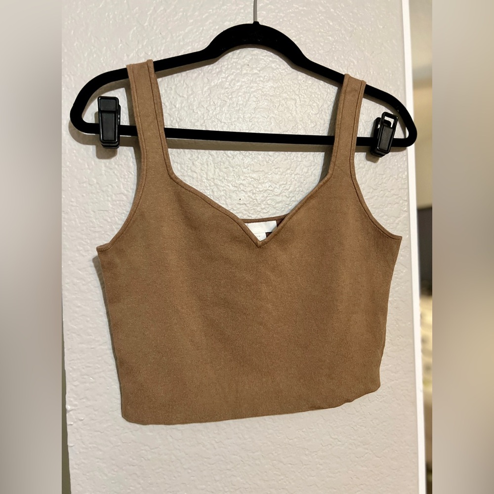 H&M Taupe Crop Top